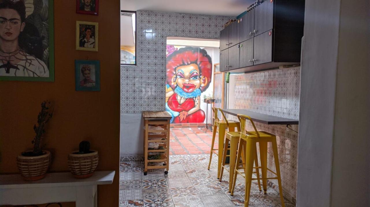 A Pousada Casa Tuvia Parque Medellín Exterior foto