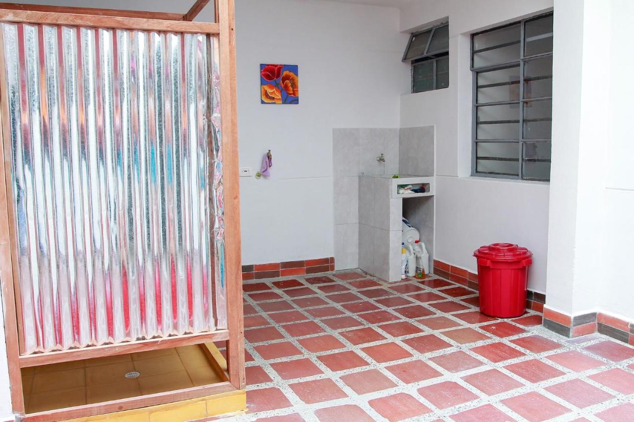 A Pousada Casa Tuvia Parque Medellín Exterior foto